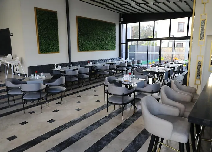 Roseira Mar-inn Luxury Отель