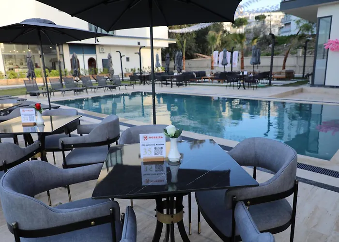 Roseira Mar-inn Luxury