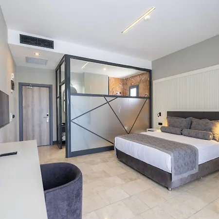 Roseira Mar-inn Luxury Hotel 5*